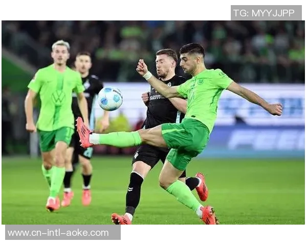 德国杯精彩对决基尔高士丁迎战奥格斯堡争夺晋级资格